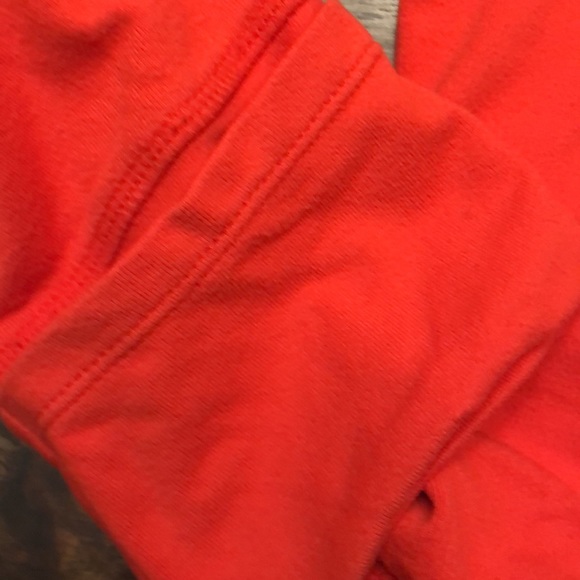 ✨SOLD✨ LULULEMON-EUC 1/2 Zip Sweatshirt/Jacket (L) - Picture 5 of 16